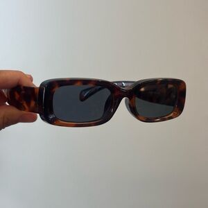Tortoise Shell Rectangular Sunglasses